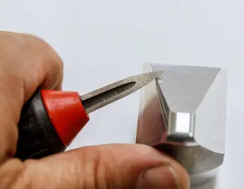 aluminum-profile-deburing