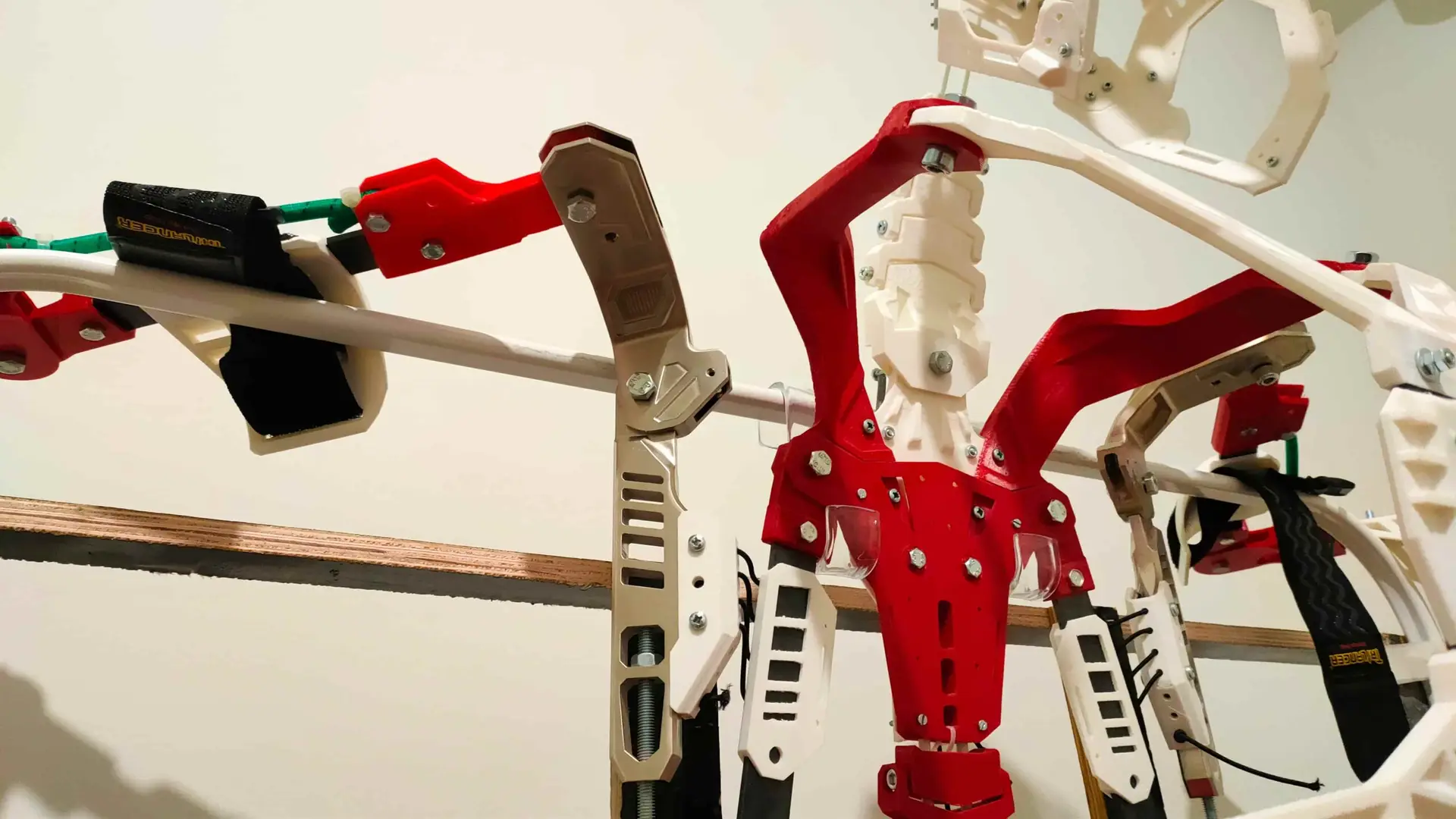 exoskeleton shoulders